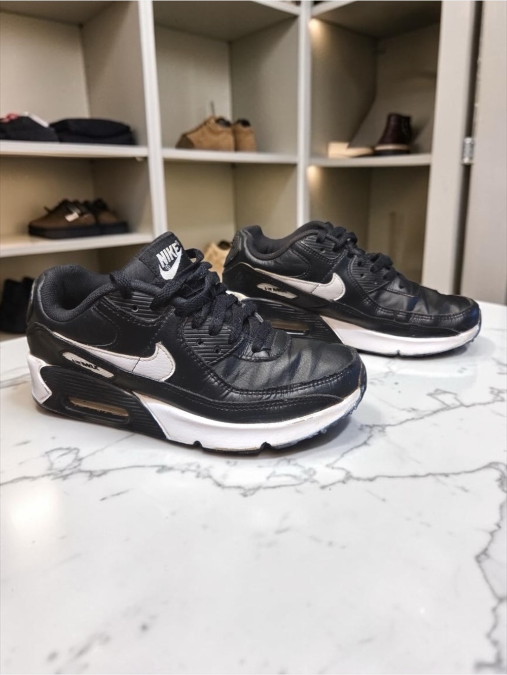 Nike Air Max 90 Black White Leather Athletic Kids Running Shoes Size 6Y